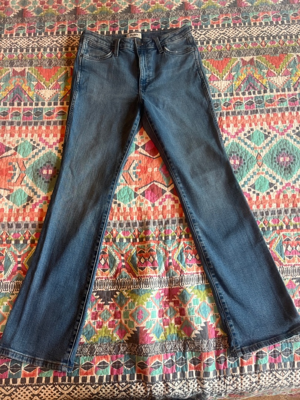 Wrangler Women's High Rise Bootcut- retro style but newish